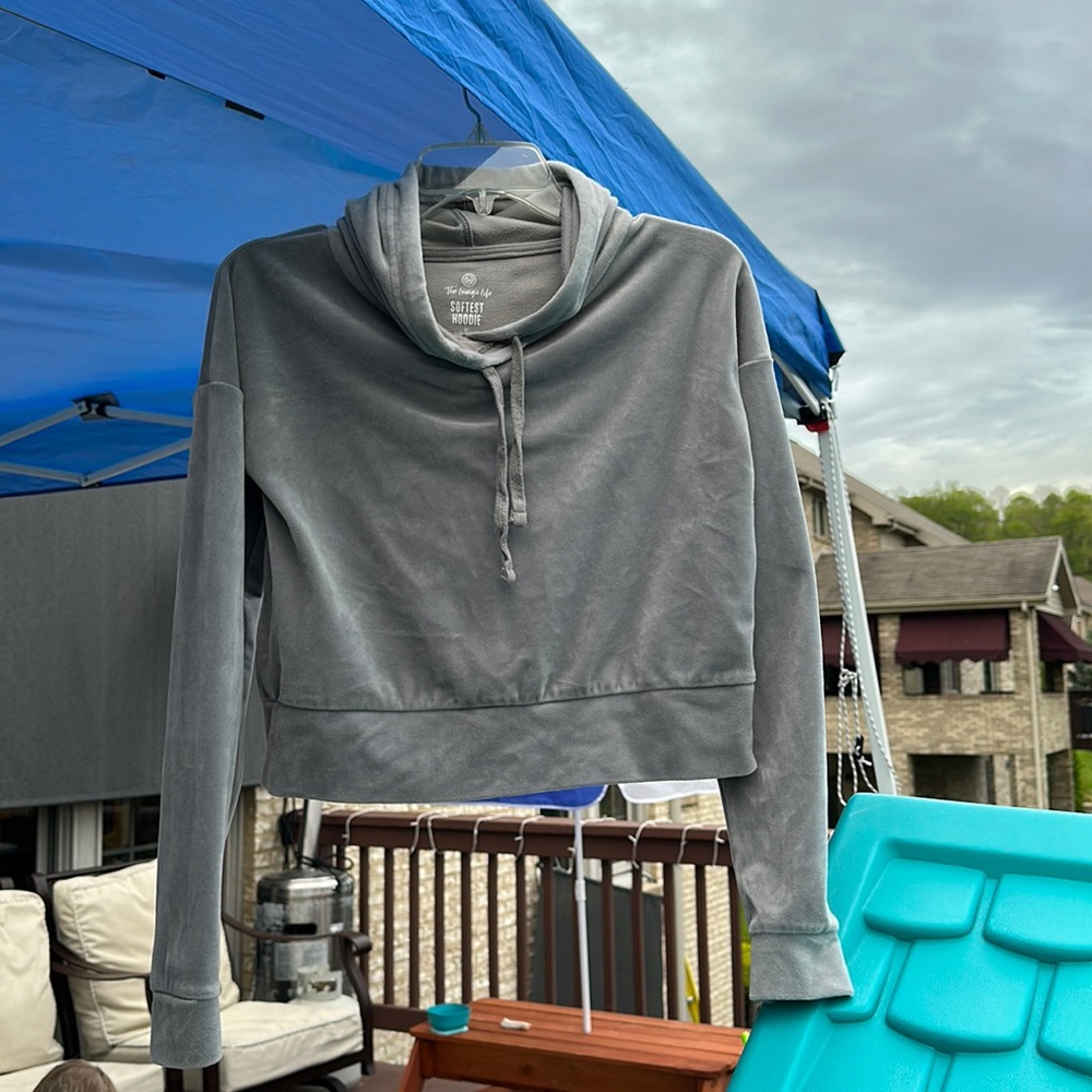 Gray cropped hoodie